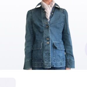 Hip length denim metal button up Jean BARN jacket with big front pockets